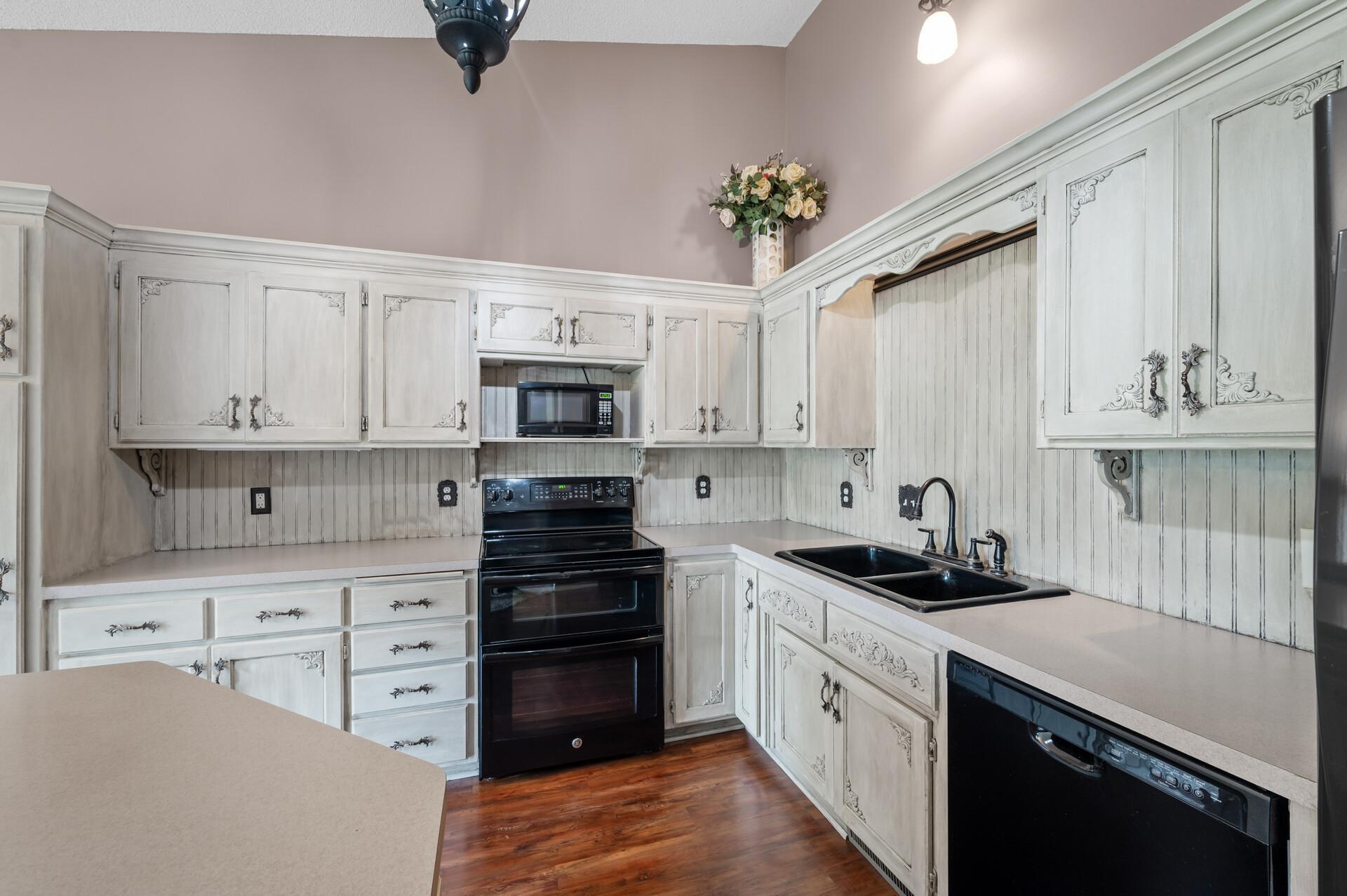 1249 122nd Lane NE