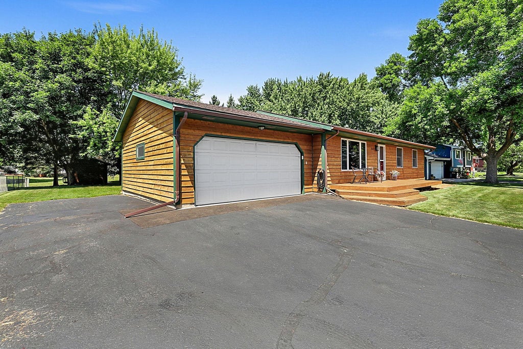 Photo of 3631 Hillview Lane, Saint Bonifacius, MN 55375 (MLS # 7111016)