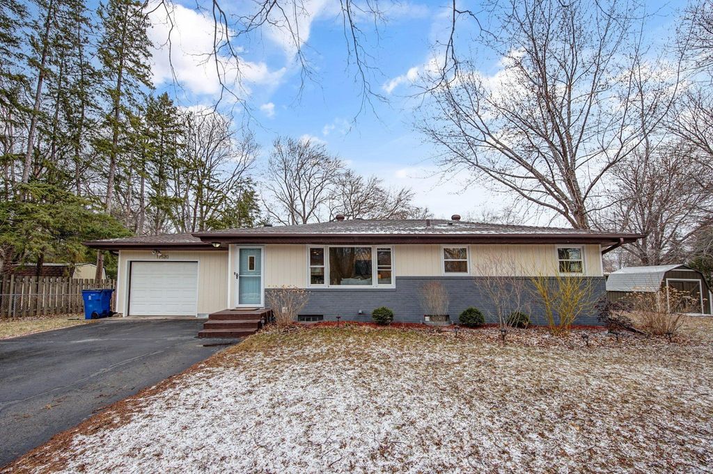 Photo of 17520 11th Avenue N, Plymouth, MN 55447 (MLS # 7001510)