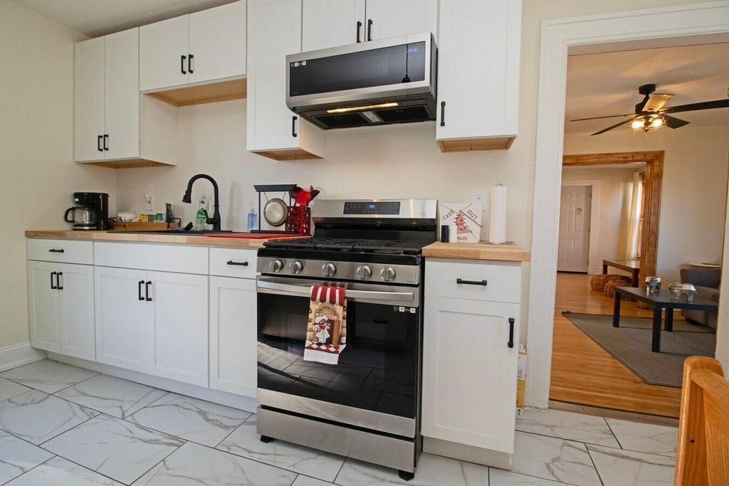 Photo of 1211 5th Street NE #2, Minneapolis, MN 55413 (MLS # 7028348)