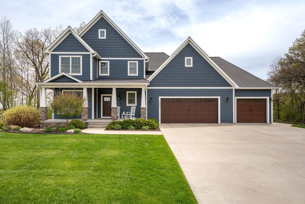 Photo of 302 Grand Drive, Lake City, MN 55041 (MLS # 7066909)