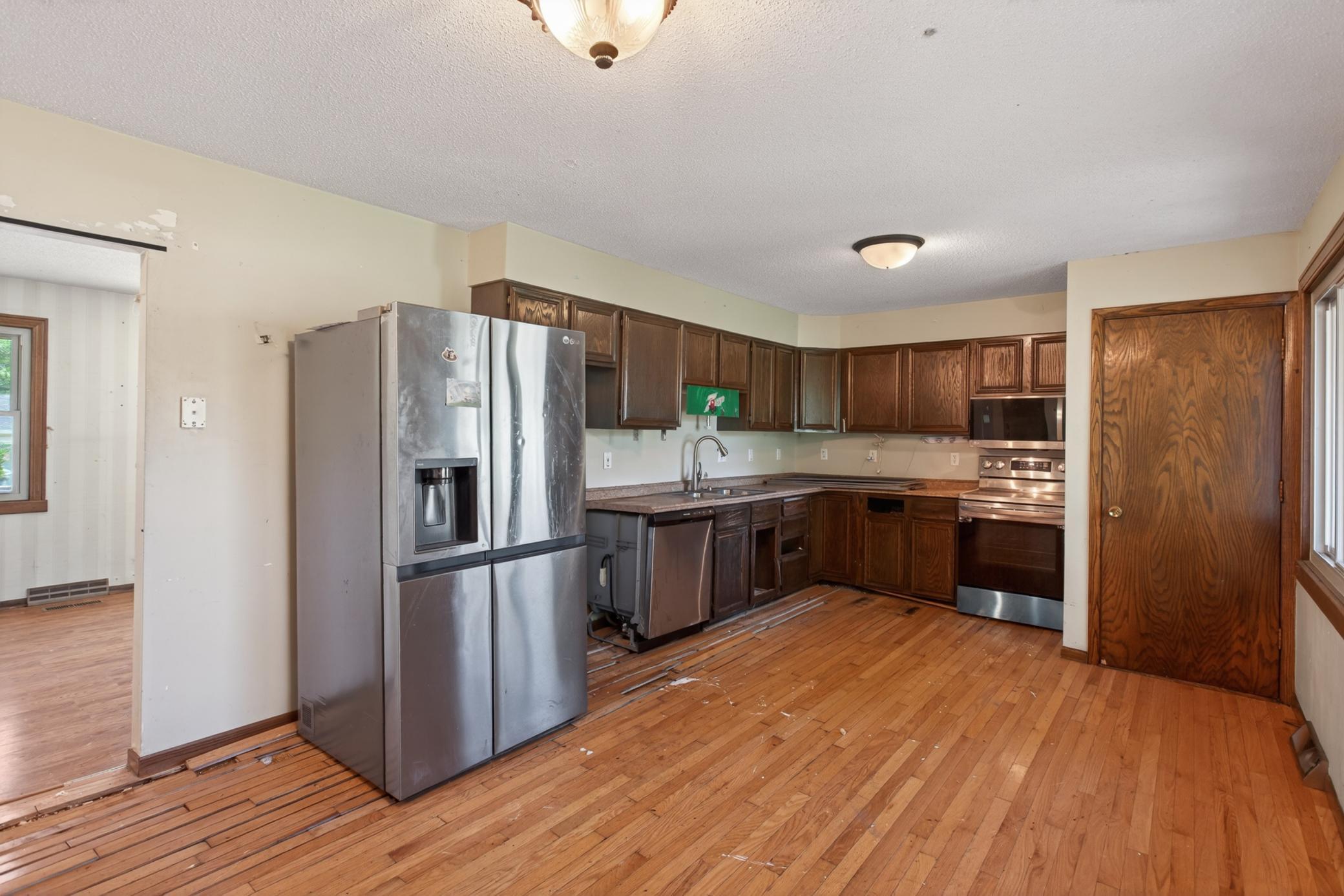 1408 E 69th Street