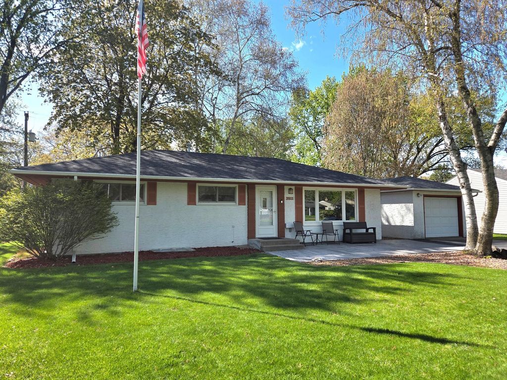 Photo of 3811 Saint Regis Drive, White Bear Lake, MN 55110 (MLS # 7068239)
