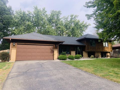 1010 E 157th Street Burnsville MN 55306