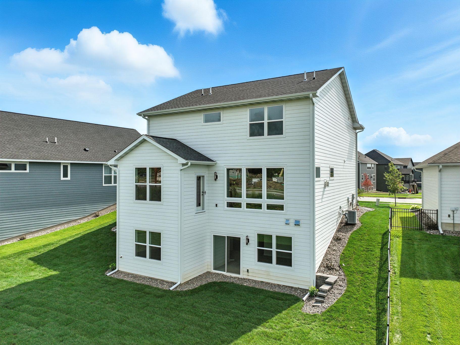 10261 Shadyview Lane N