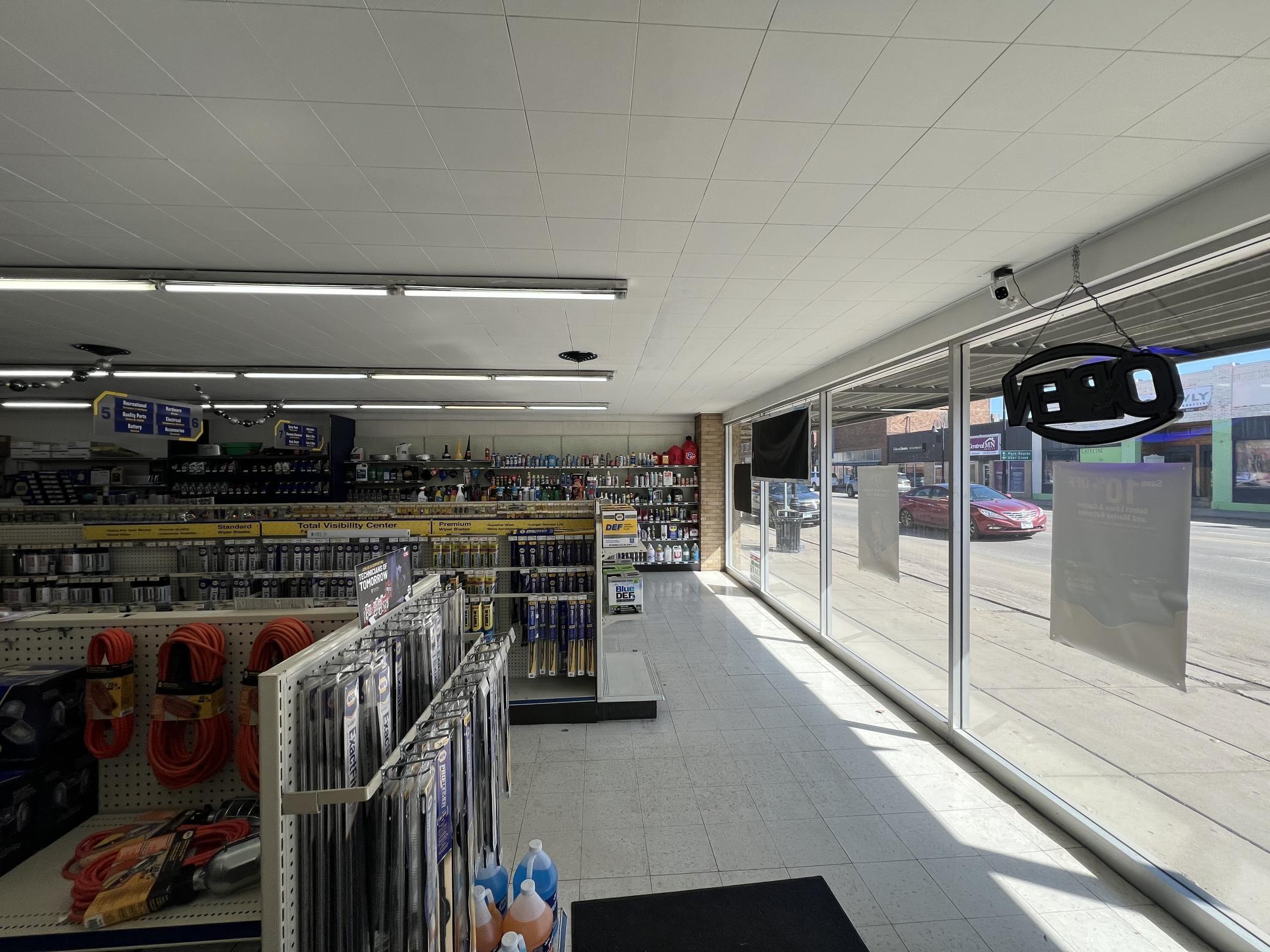 309 Jefferson Street S