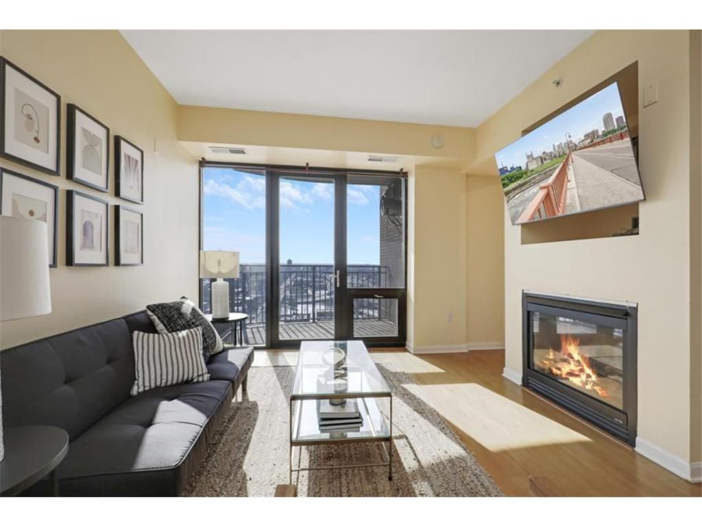 Photo of 500 E Grant Street #1905, Minneapolis, MN 55404 (MLS # 7038417)