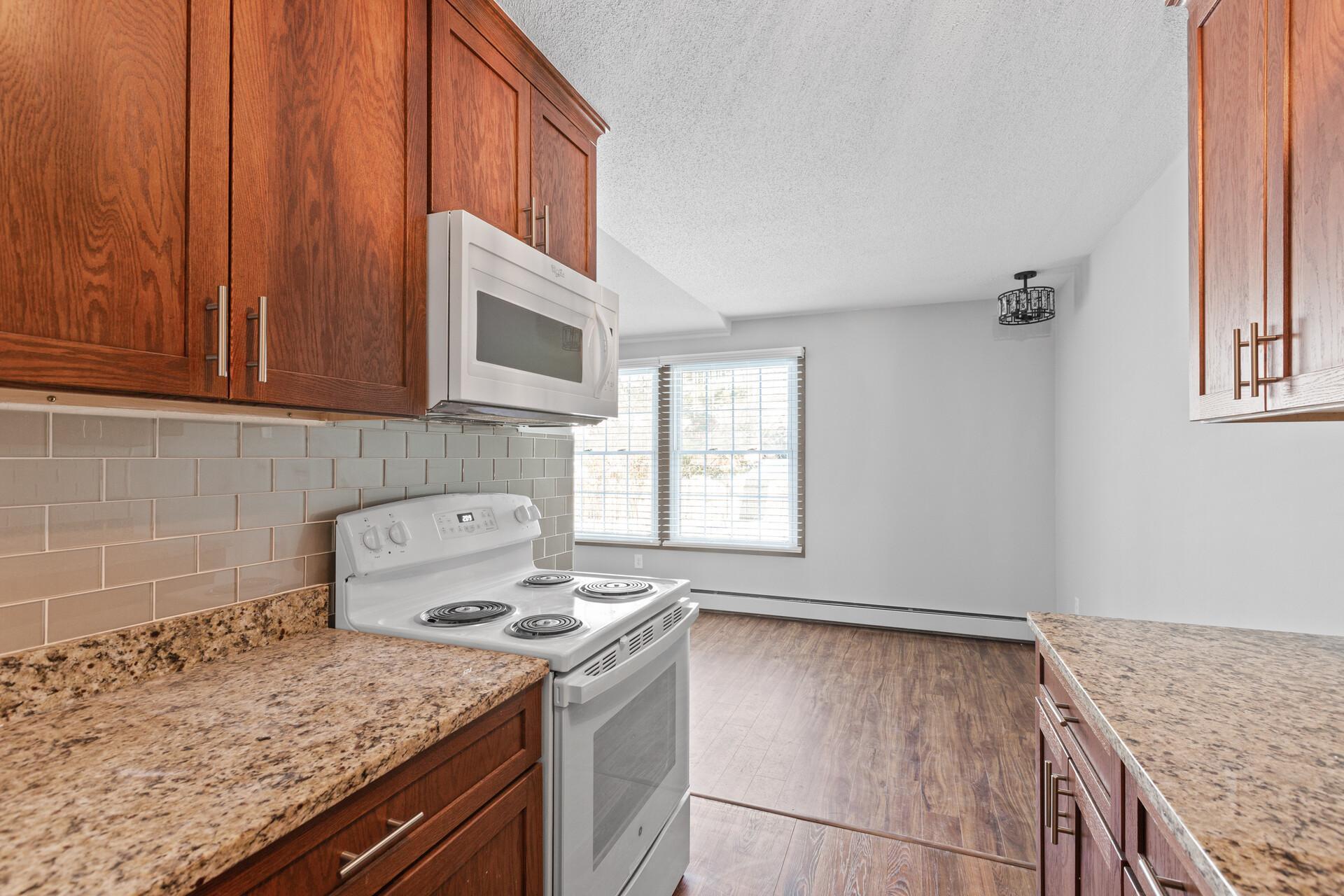 4442 Cedar Lake Road S 7