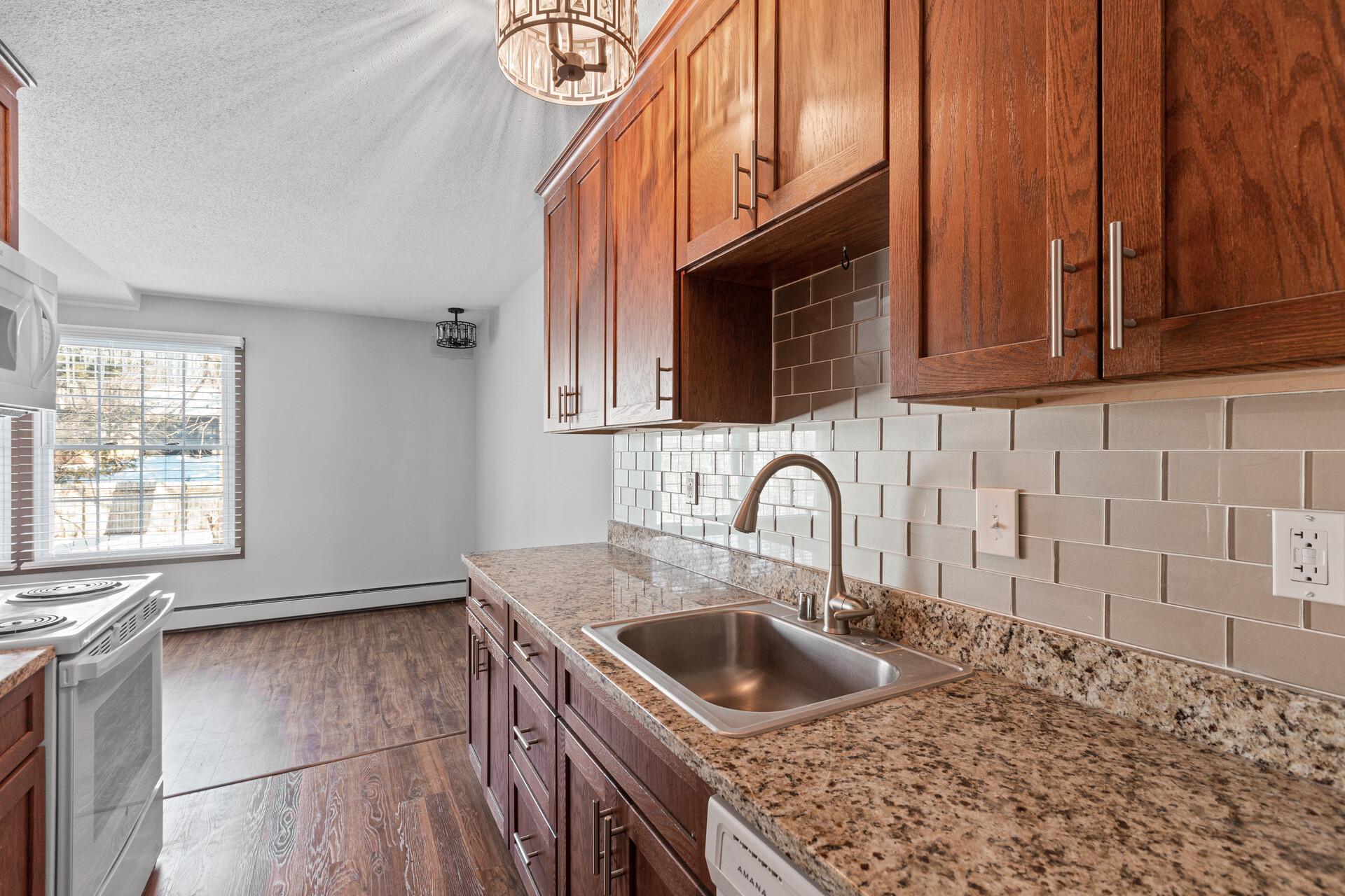 4442 Cedar Lake Road S 7