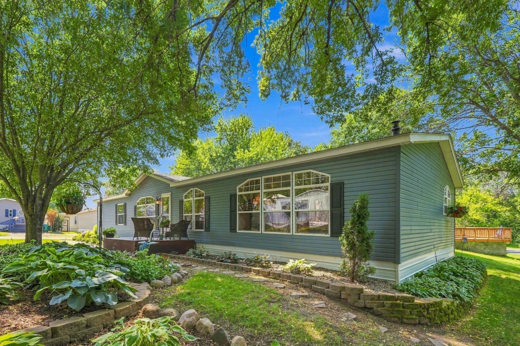 Photo of 74 Riverside Terrace TER, Watertown, MN 55388 (MLS # 7117381)