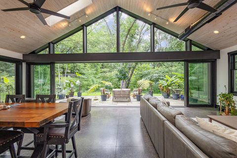 17145 9th Avenue N Plymouth MN 55447