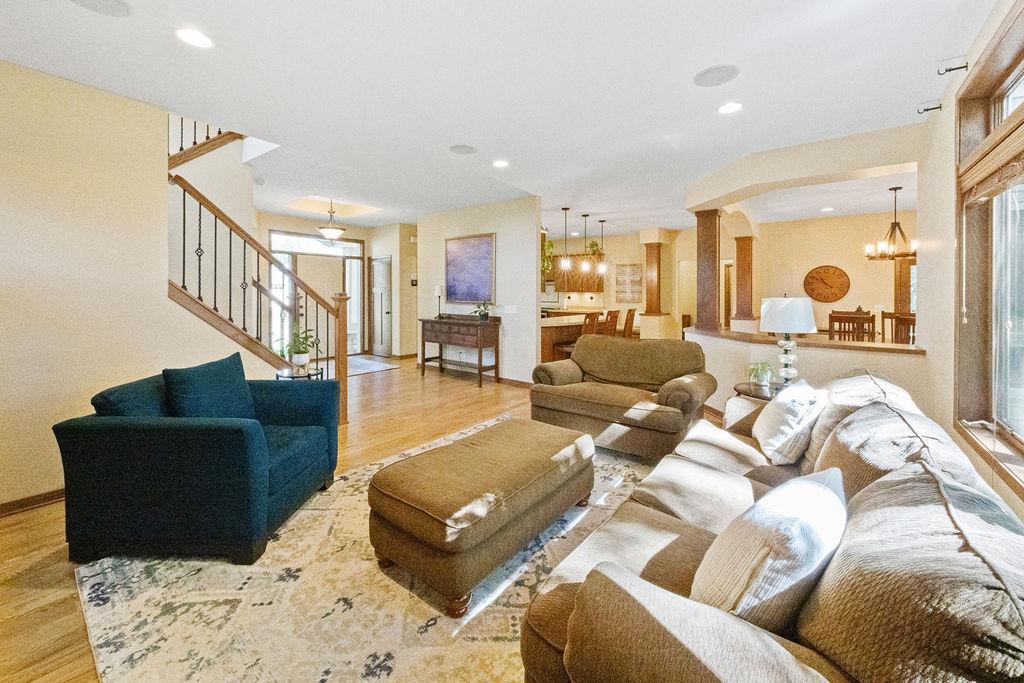 19604 Cambridge Court