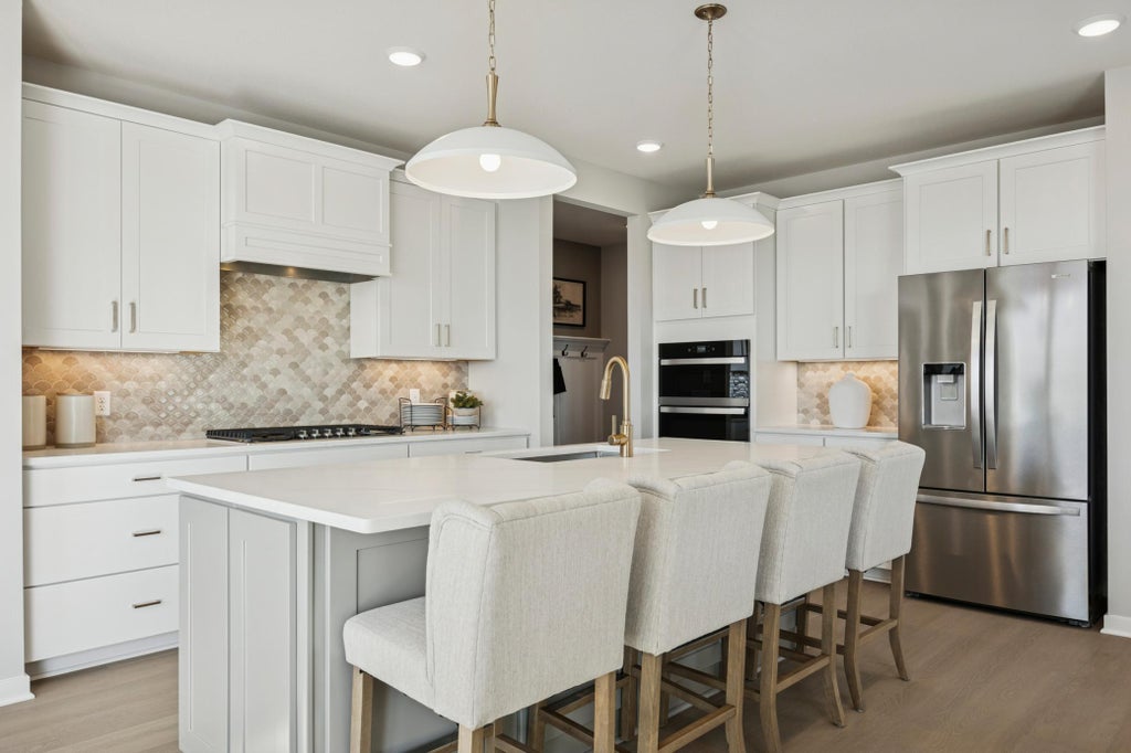 Photo of 4621 Island Park Drive, Woodbury, MN 55129 (MLS # 7154744)