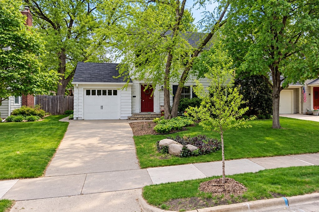 Photo of 3655 Huntington Avenue, Saint Louis Park, MN 55416 (MLS # 7162615)
