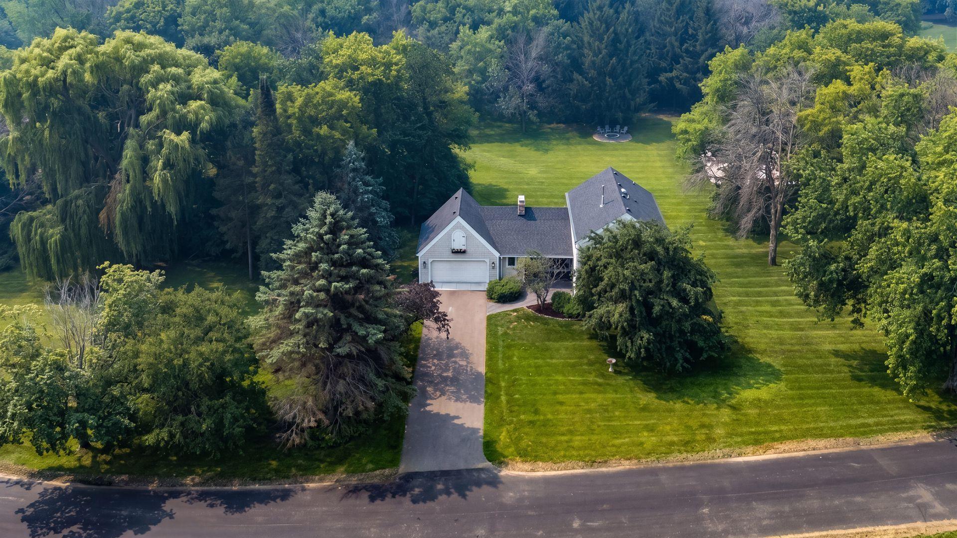2775 White Oak Circle