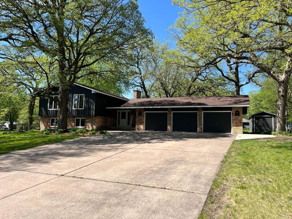 Photo of 203 Douglas Drive, Buffalo, MN 55313 (MLS # 7074699)