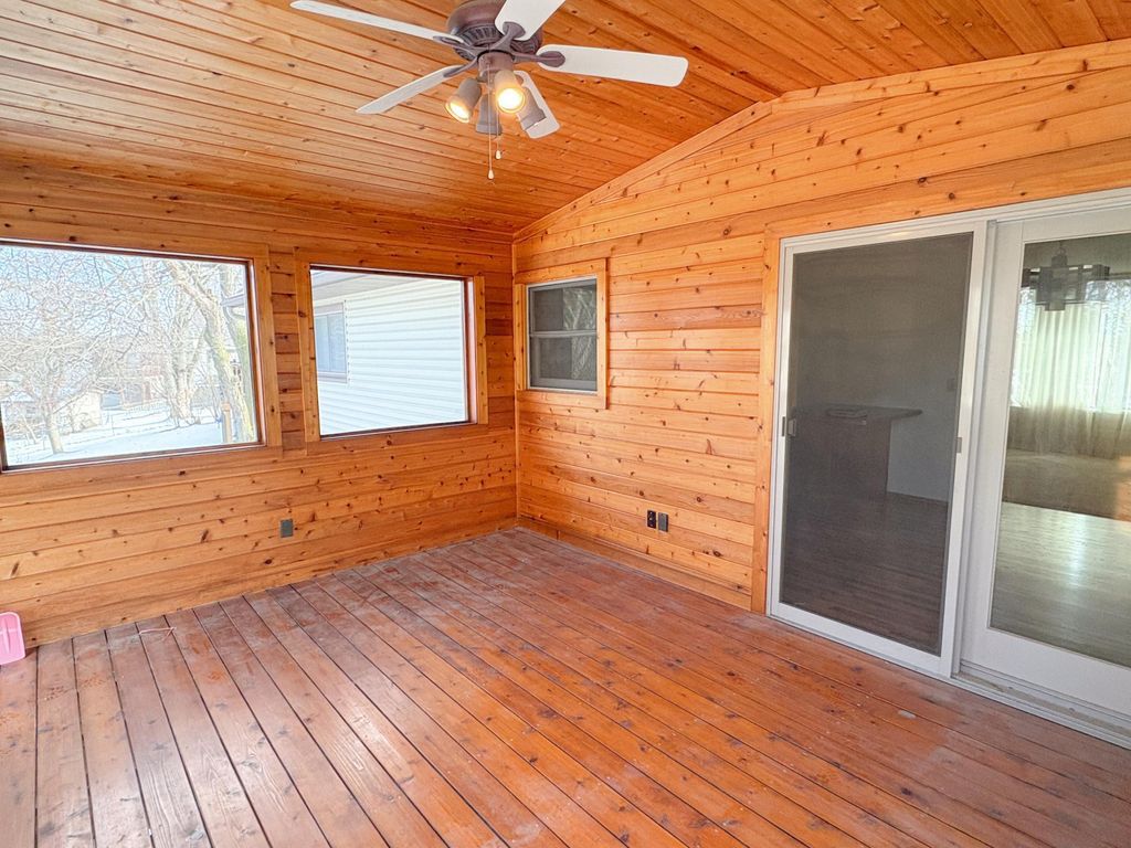 Photo of 967 Chalet Drive NW, Rochester, MN 55901 (MLS # 6825473)