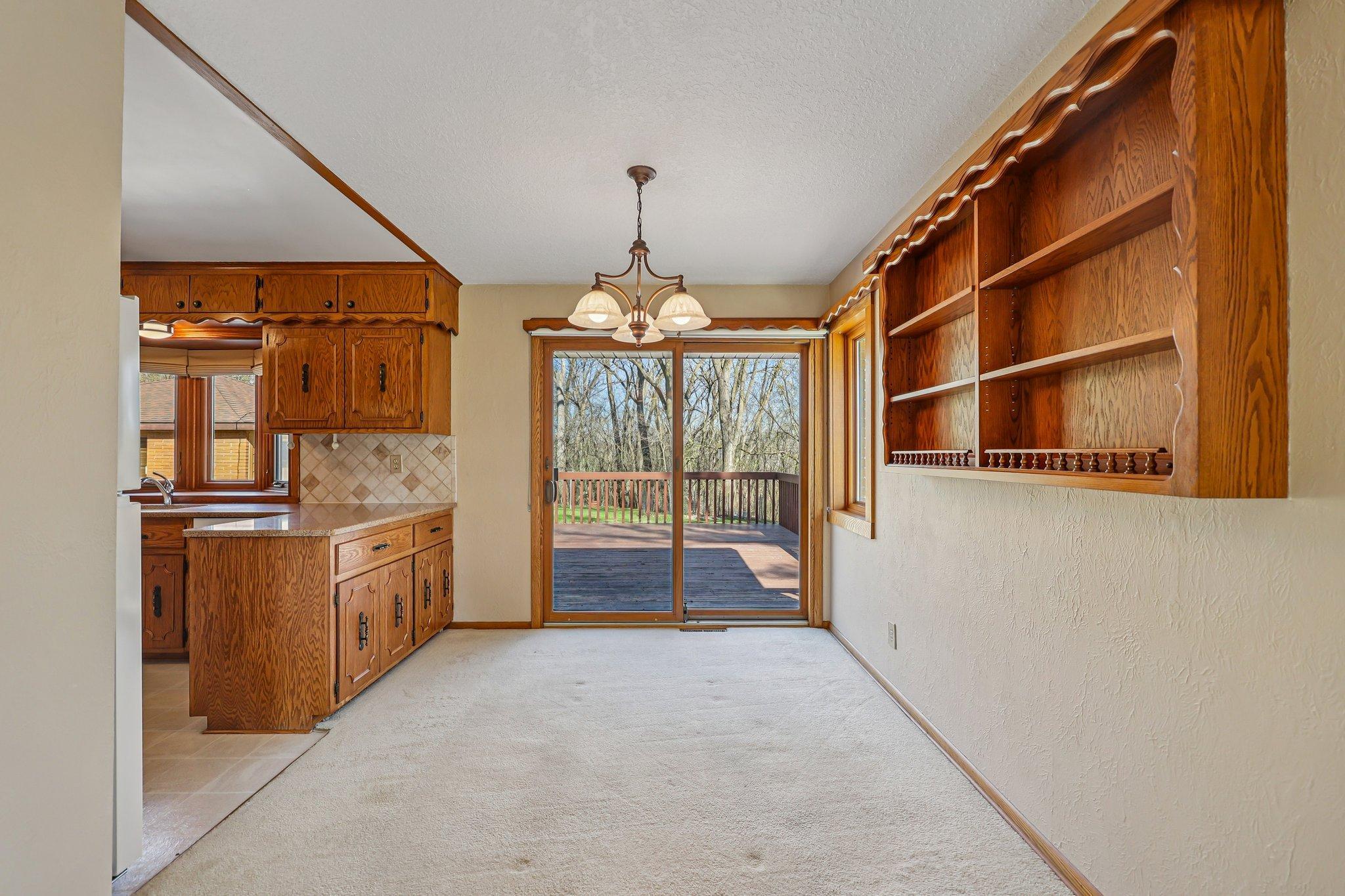 2526 Bittersweet Lane