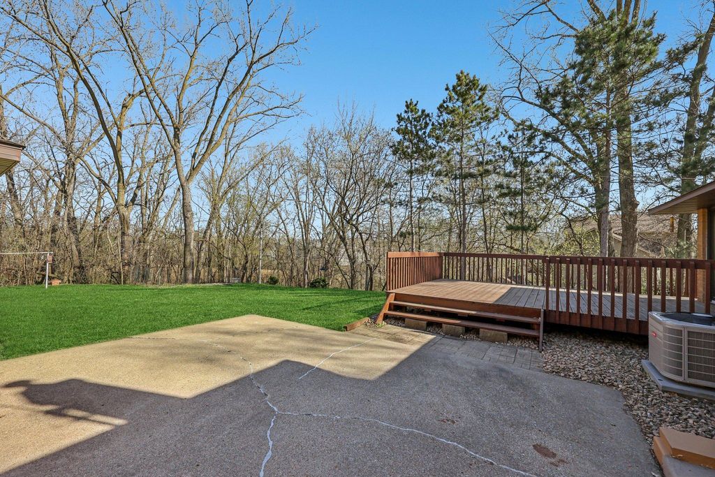 Photo of 2526 Bittersweet Lane, Maplewood, MN 55109 (MLS # 7029695)