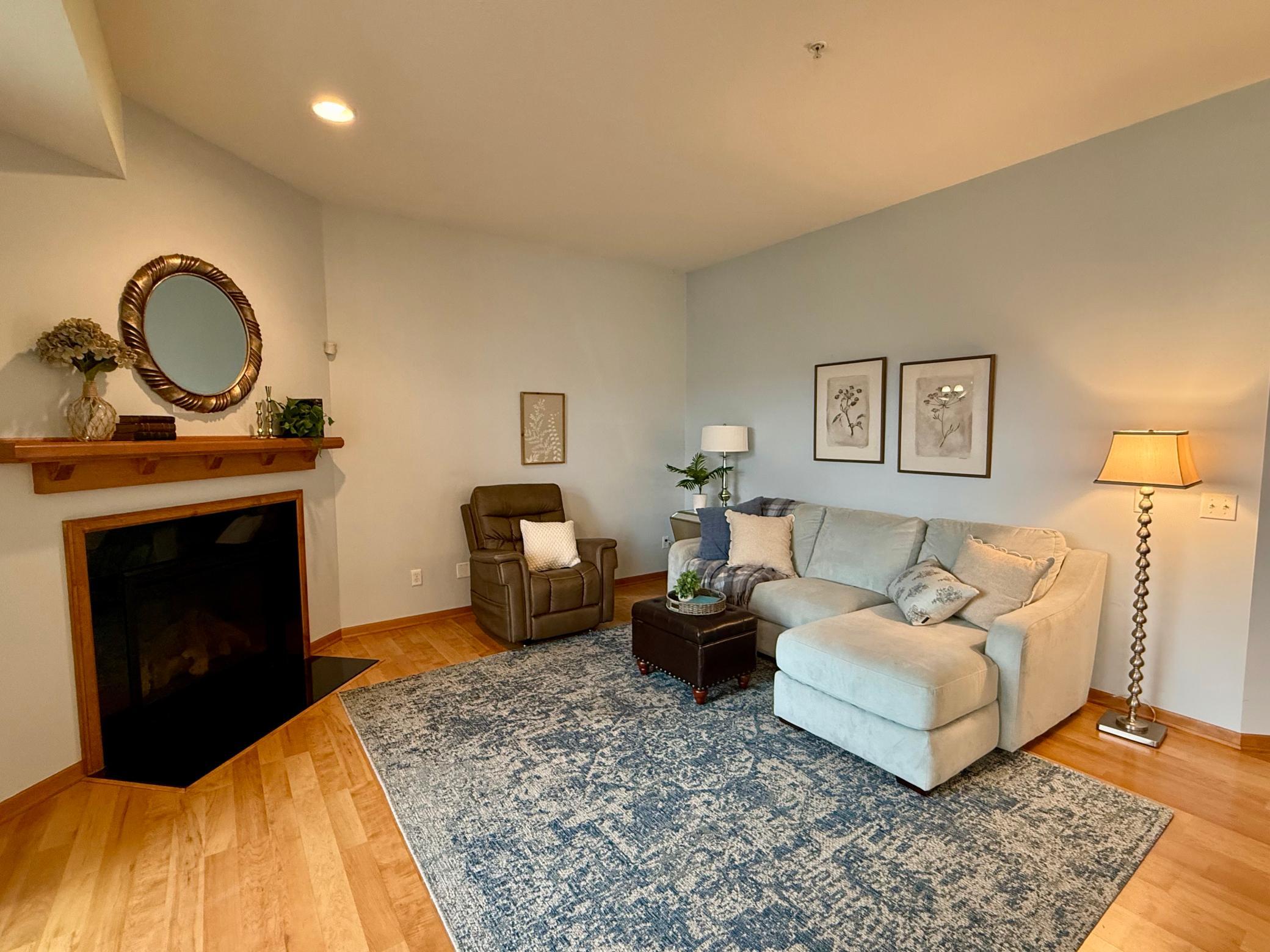 1244 County Road D E 102