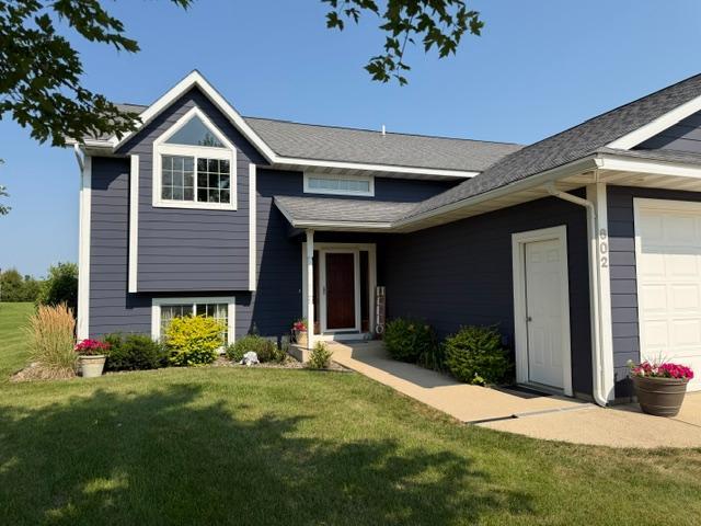 Photo of 602 25th Court NE, Waseca, MN 56093 (MLS # 7122280)