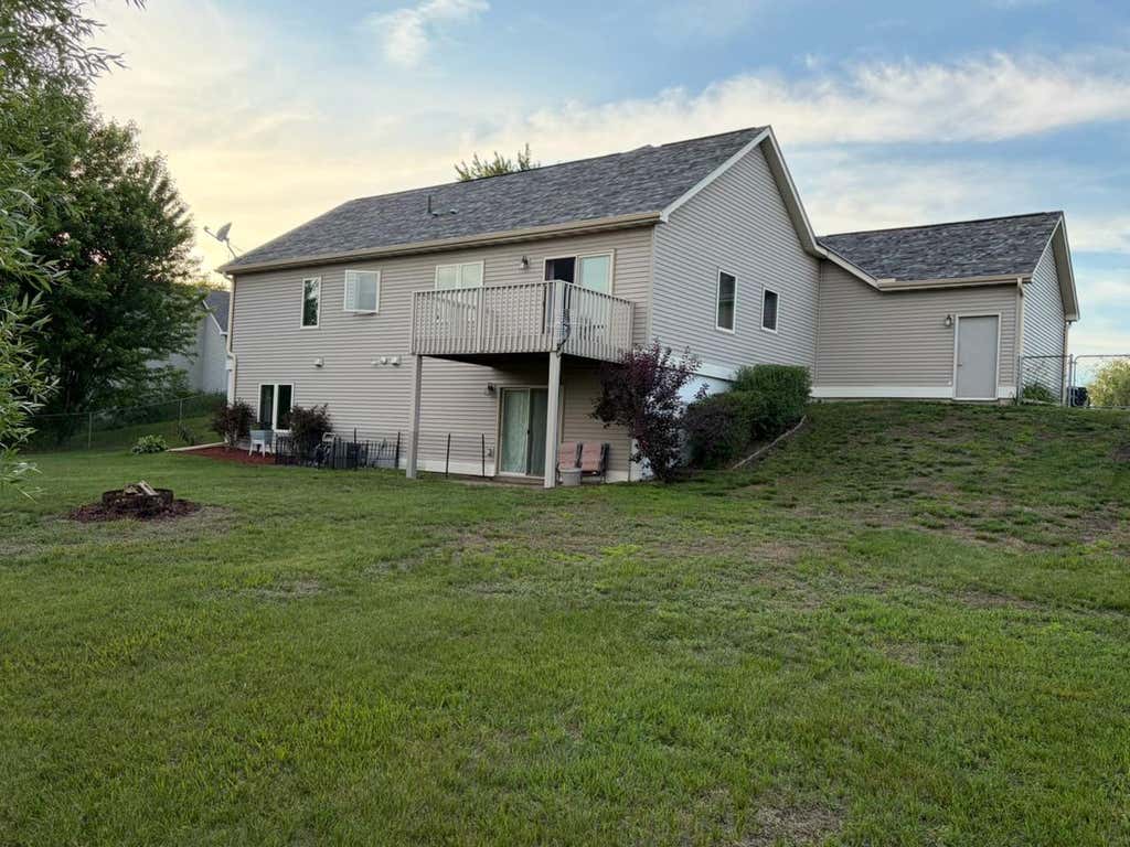 Photo of 1205 Wendover Street NW, Isanti, MN 55040 (MLS # 7100186)