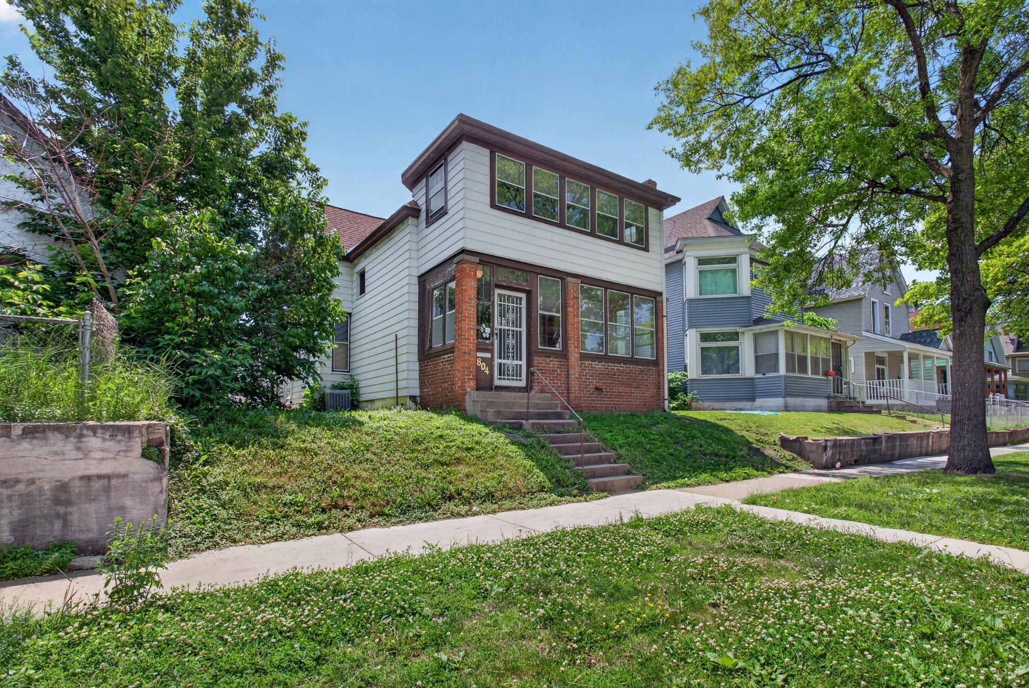 804 Sherburne Avenue