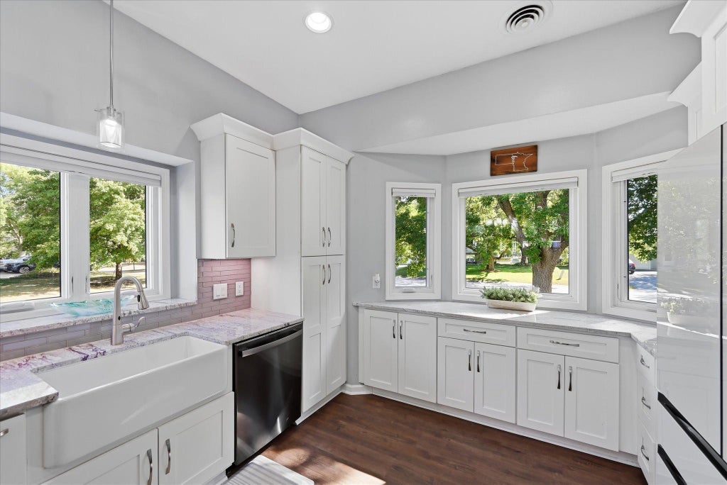 Photo of 6747 Quantico Lane N, Maple Grove, MN 55311 (MLS # 7040979)