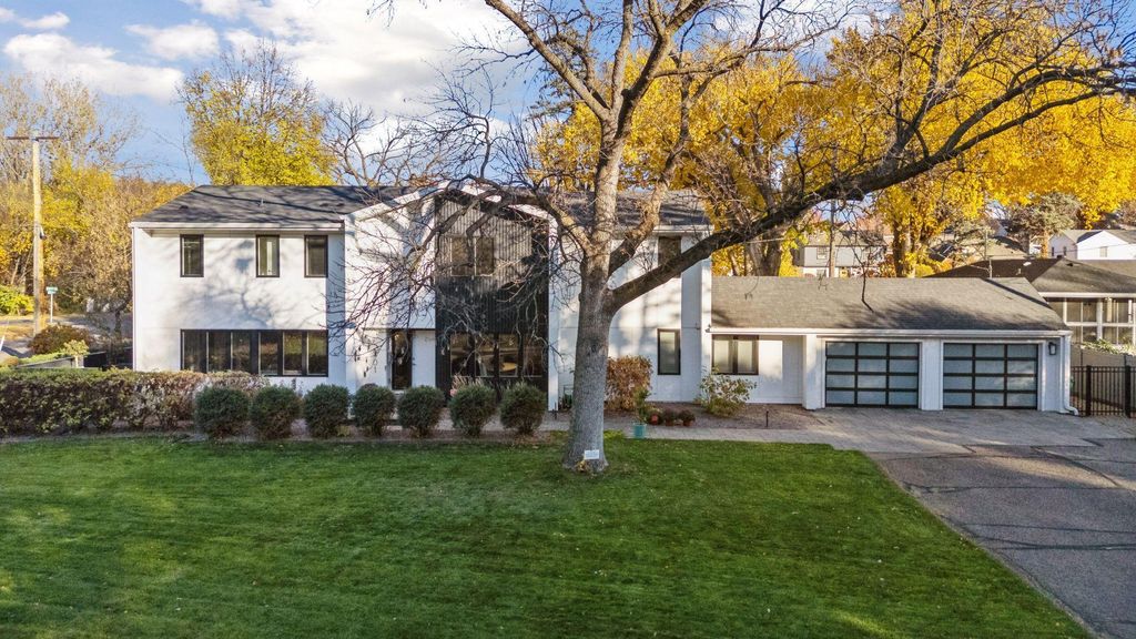 Photo of 2701 Glenhurst Avenue, Saint Louis Park, MN 55416 (MLS # 6815900)