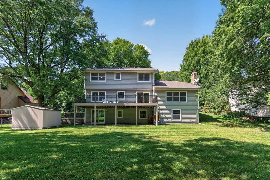 Photo of 10141 Laurel Drive, Eden Prairie, MN 55347 (MLS # 7131069)