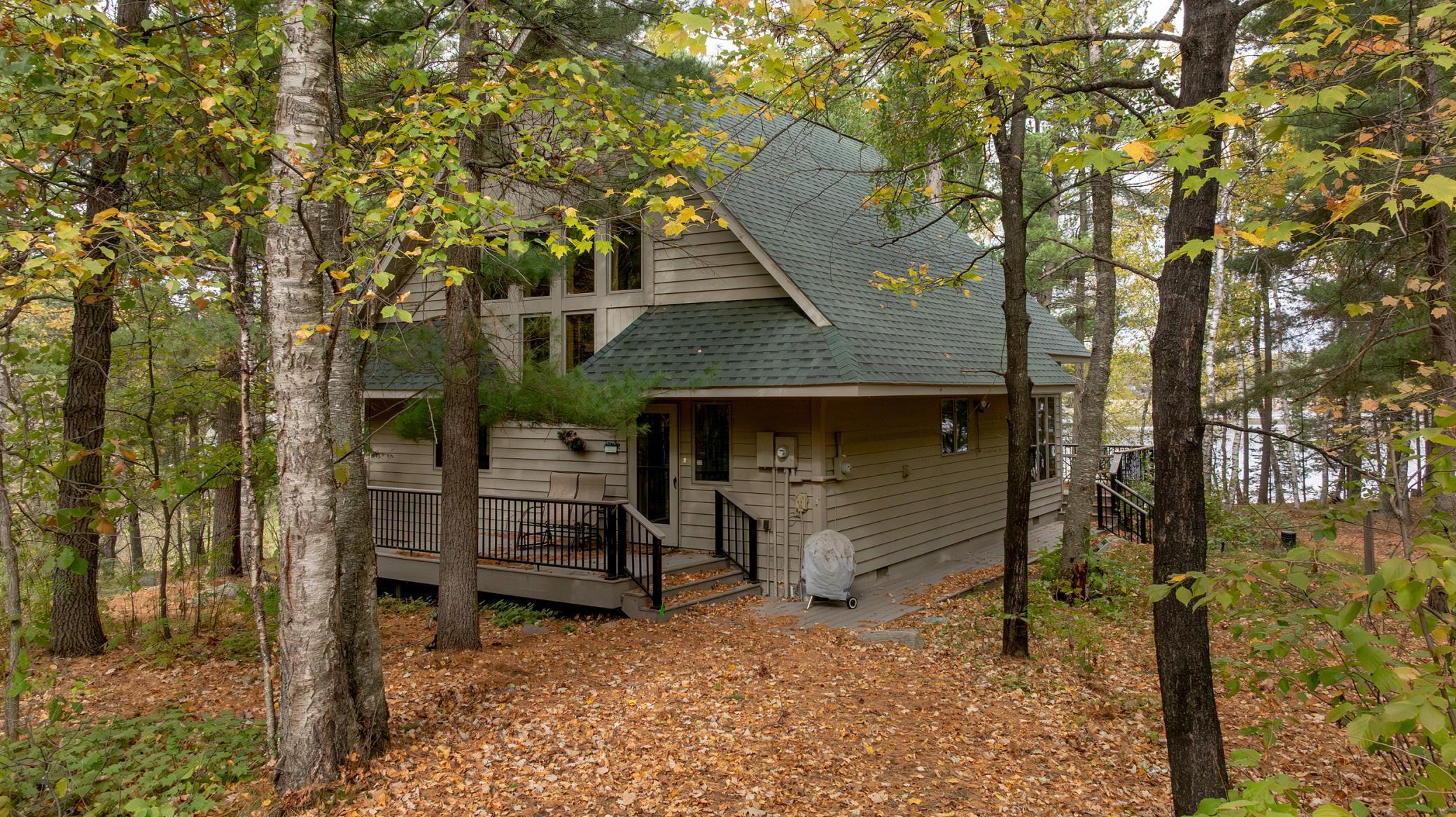 6438 Ponderosa Drive NW