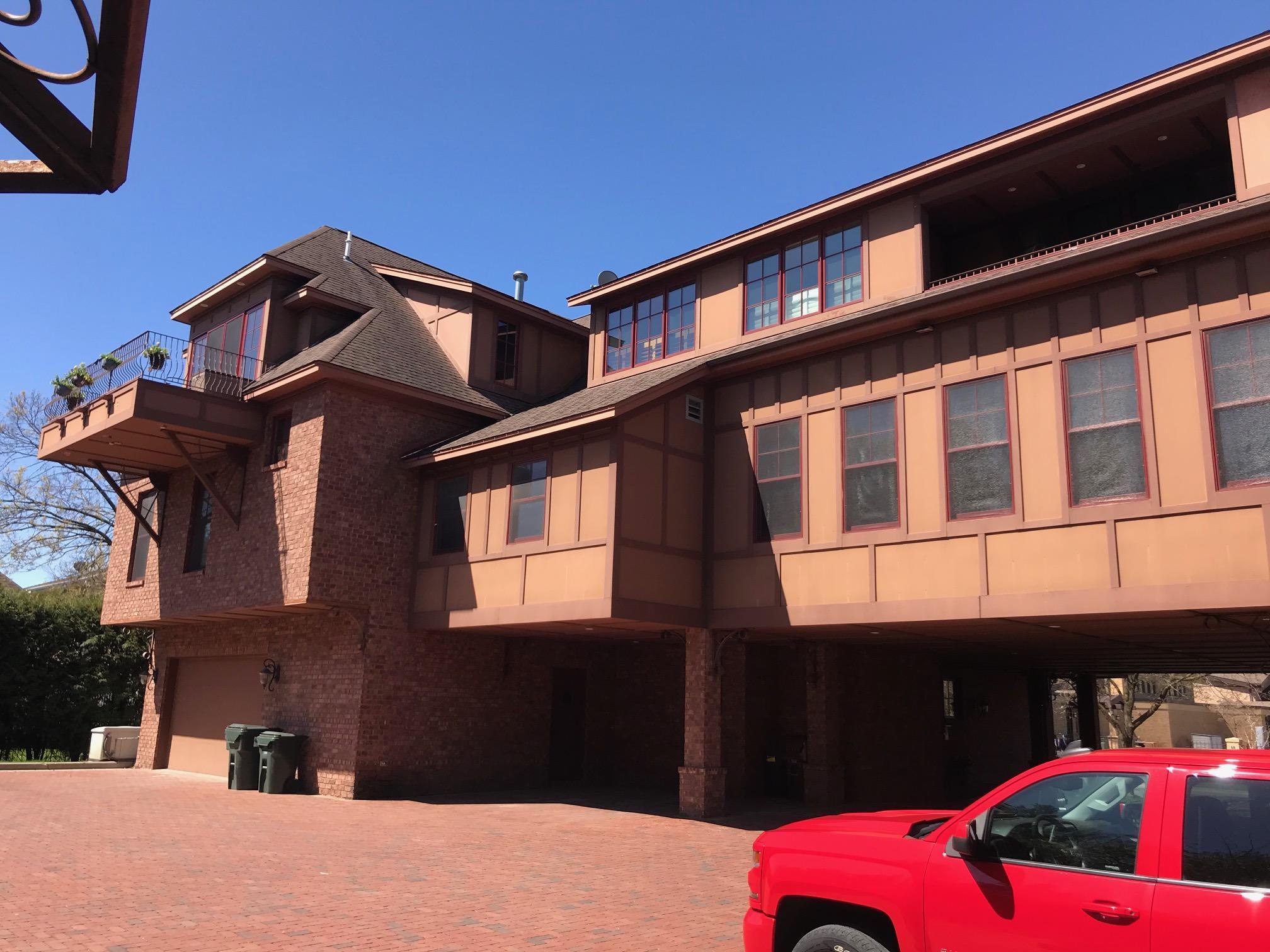 120 Broadway Avenue S 50