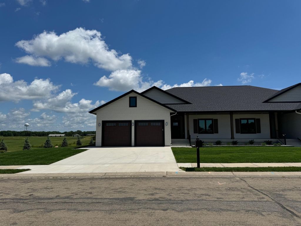 Photo of 2334 9th Street W, Albert Lea, MN 56007 (MLS # 6751732)