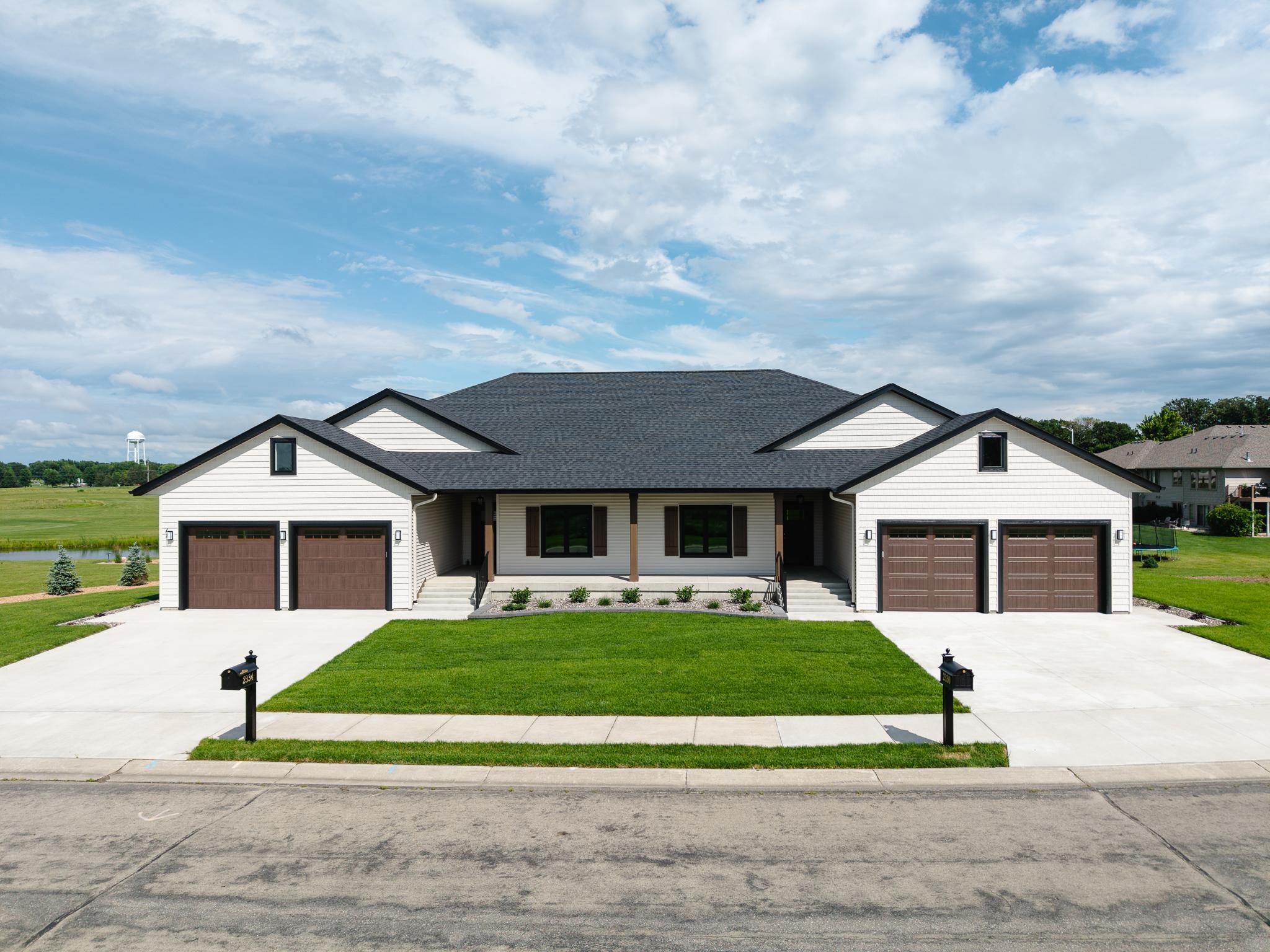 2334 9th Street W