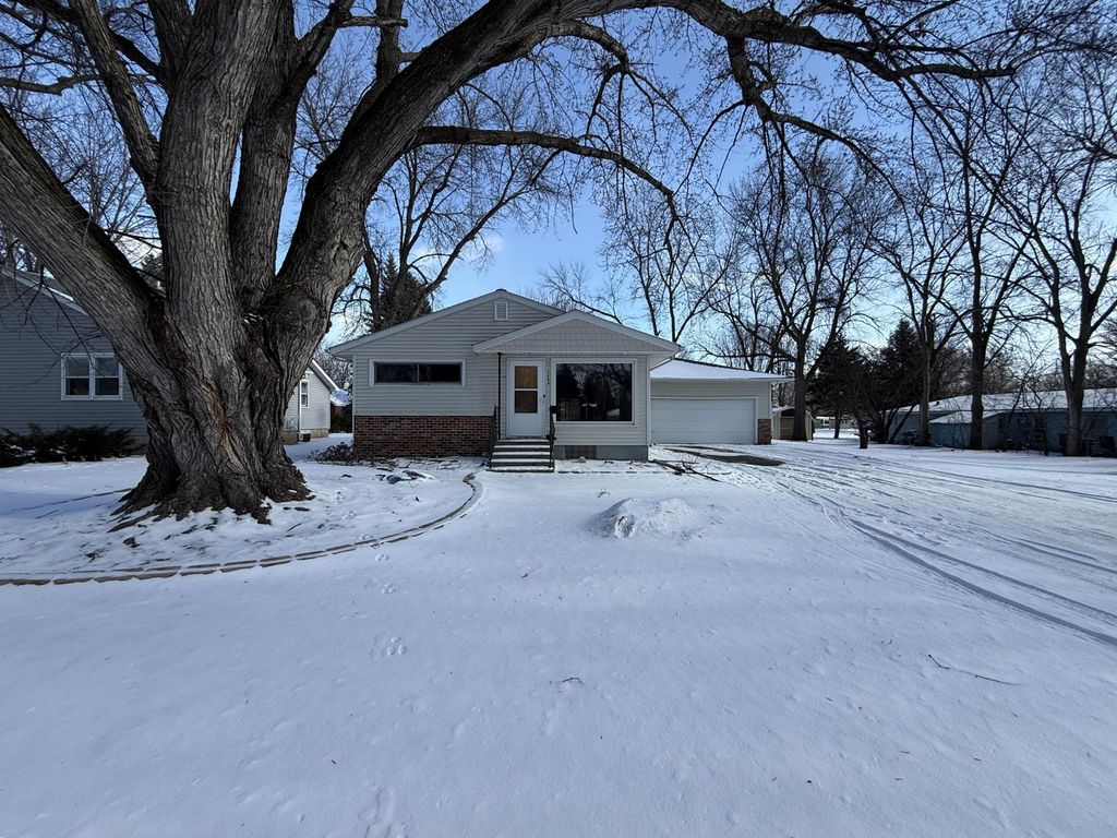 Photo of 1608 N 5th Street, Montevideo, MN 56265 (MLS # 7016002)