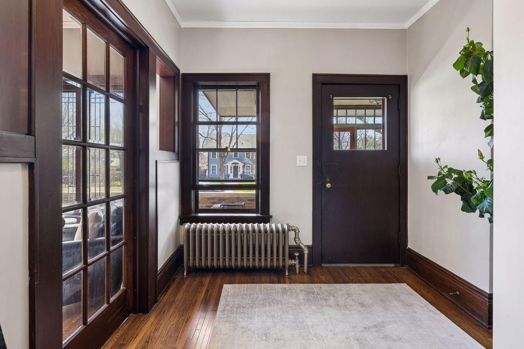 Photo of 987 Portland Avenue, Saint Paul, MN 55104 (MLS # 7034948)