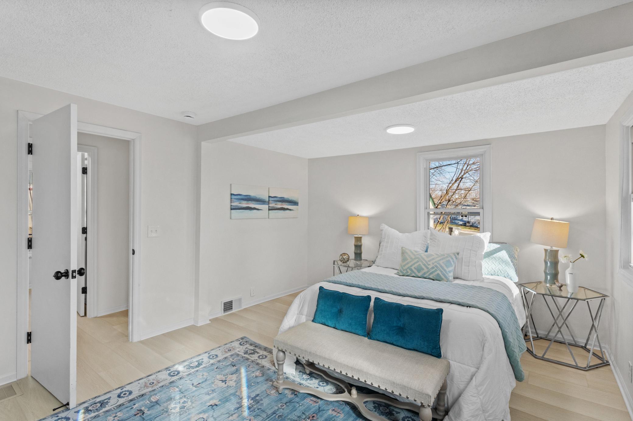 3905 Reservoir Boulevard