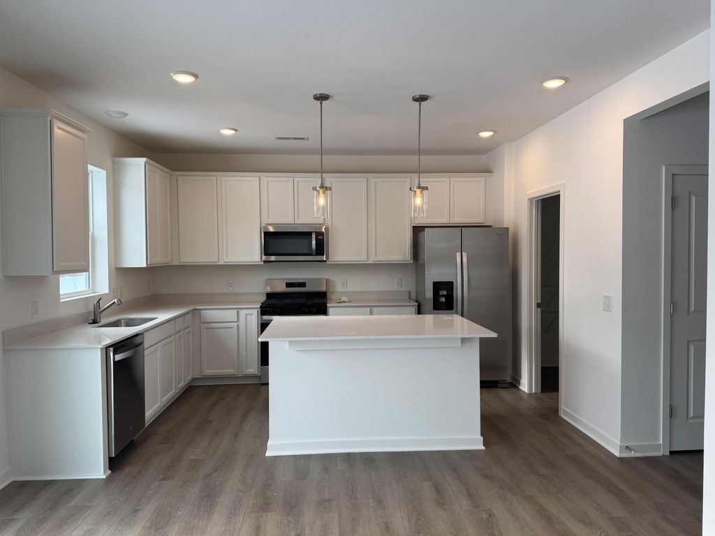 Photo of 4861 Island Park Drive, Woodbury, MN 55129 (MLS # 7022213)