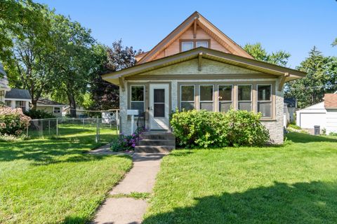Photo of 2418 Cole Avenue SE, Minneapolis, MN 55414 (MLS # 6804693)