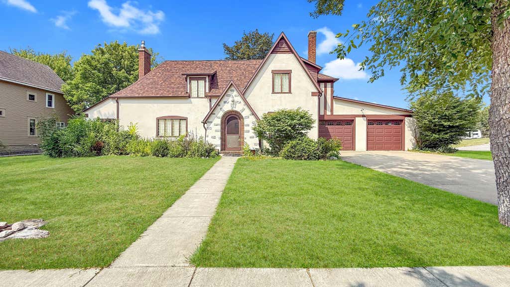 Photo of 829 3rd Avenue, Madison, MN 56256 (MLS # 7116241)