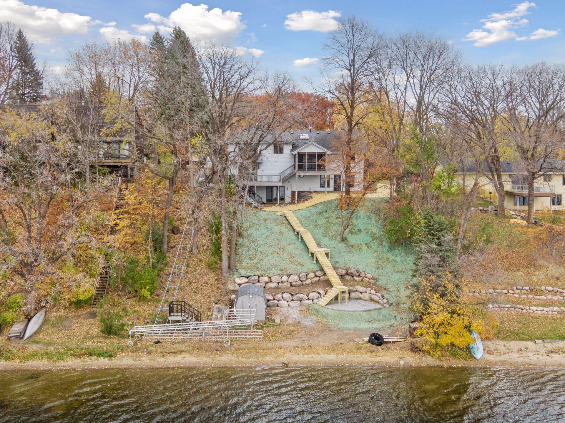 16955 Weaver Lake Drive