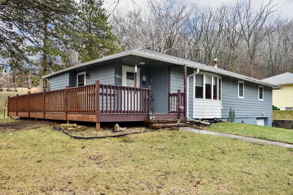 Photo of 1617 Poplar Drive, Red Wing, MN 55066 (MLS # 7048315)