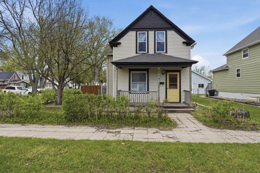 Photo of 601 Cherry Street, Grand Forks, ND 58201 (MLS # 7076867)