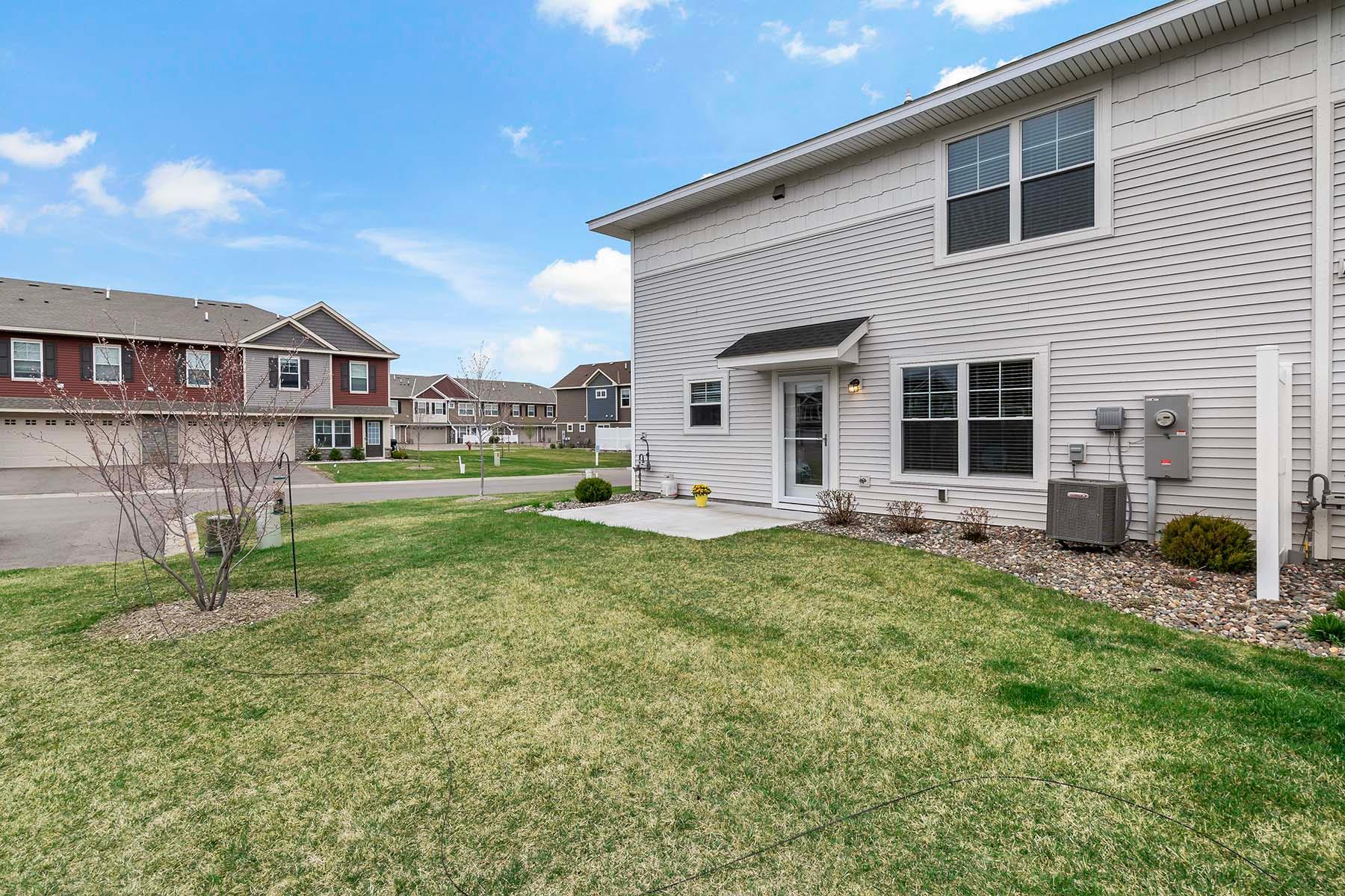 2166 Island Court