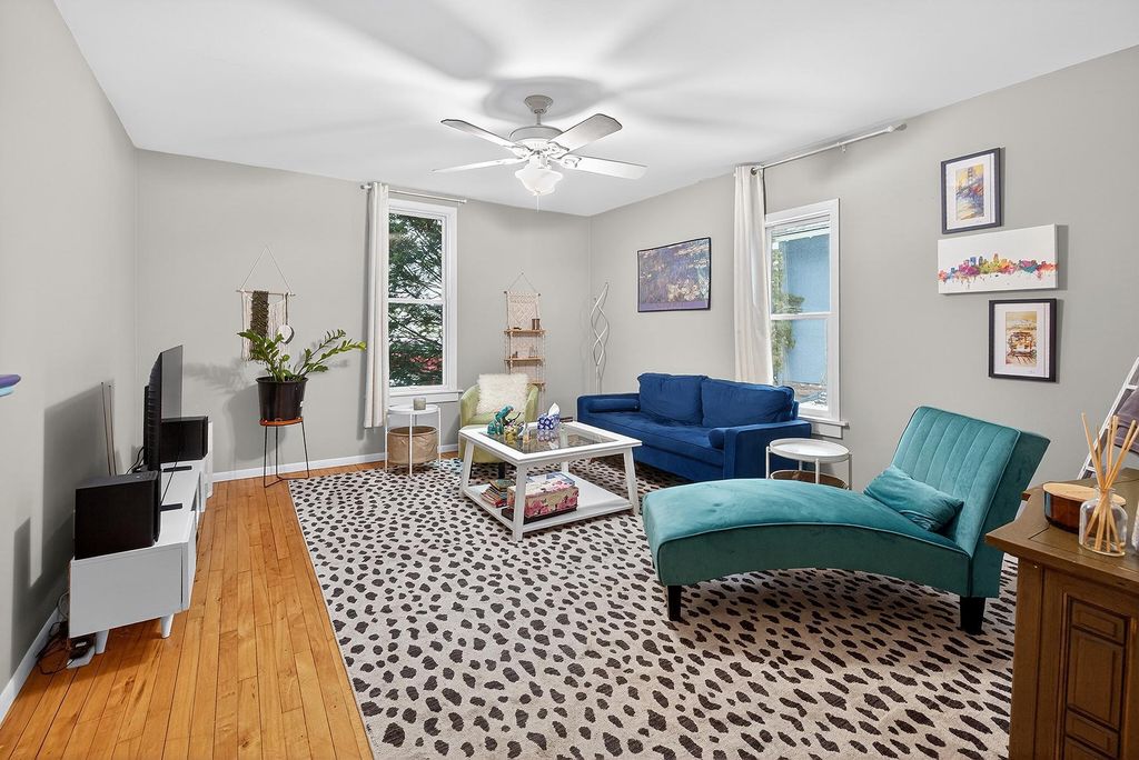 Photo of 4405 15th Avenue S, Minneapolis, MN 55407 (MLS # 6826904)