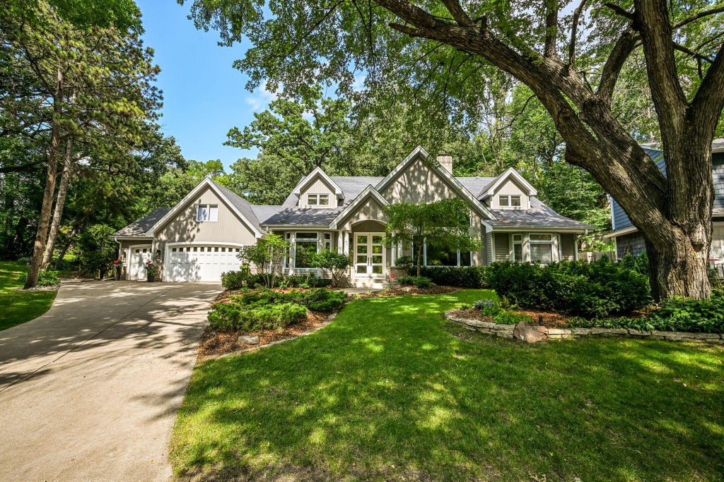 Photo of 4541 Meadow Road, Edina, MN 55424 (MLS # 7163974)