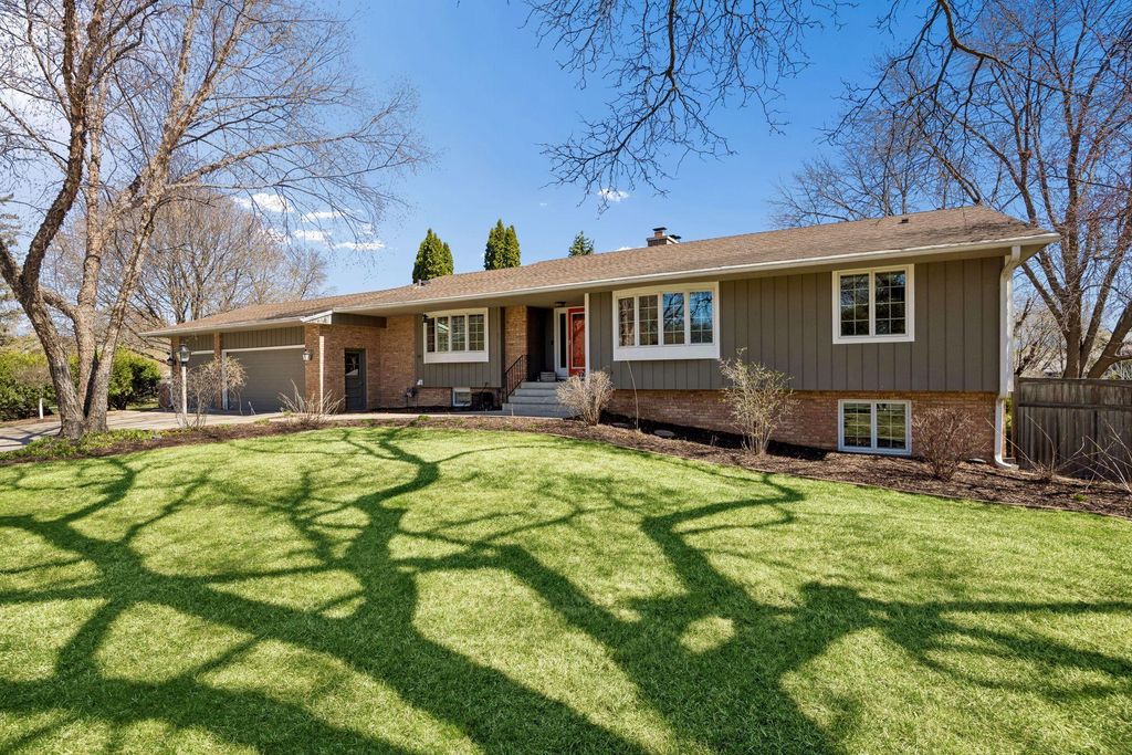 Photo of 7015 Lanham Lane, Edina, MN 55439 (MLS # 7042308)