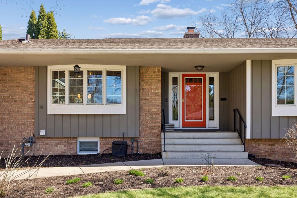 Photo of 7015 Lanham Lane, Edina, MN 55439 (MLS # 7042308)