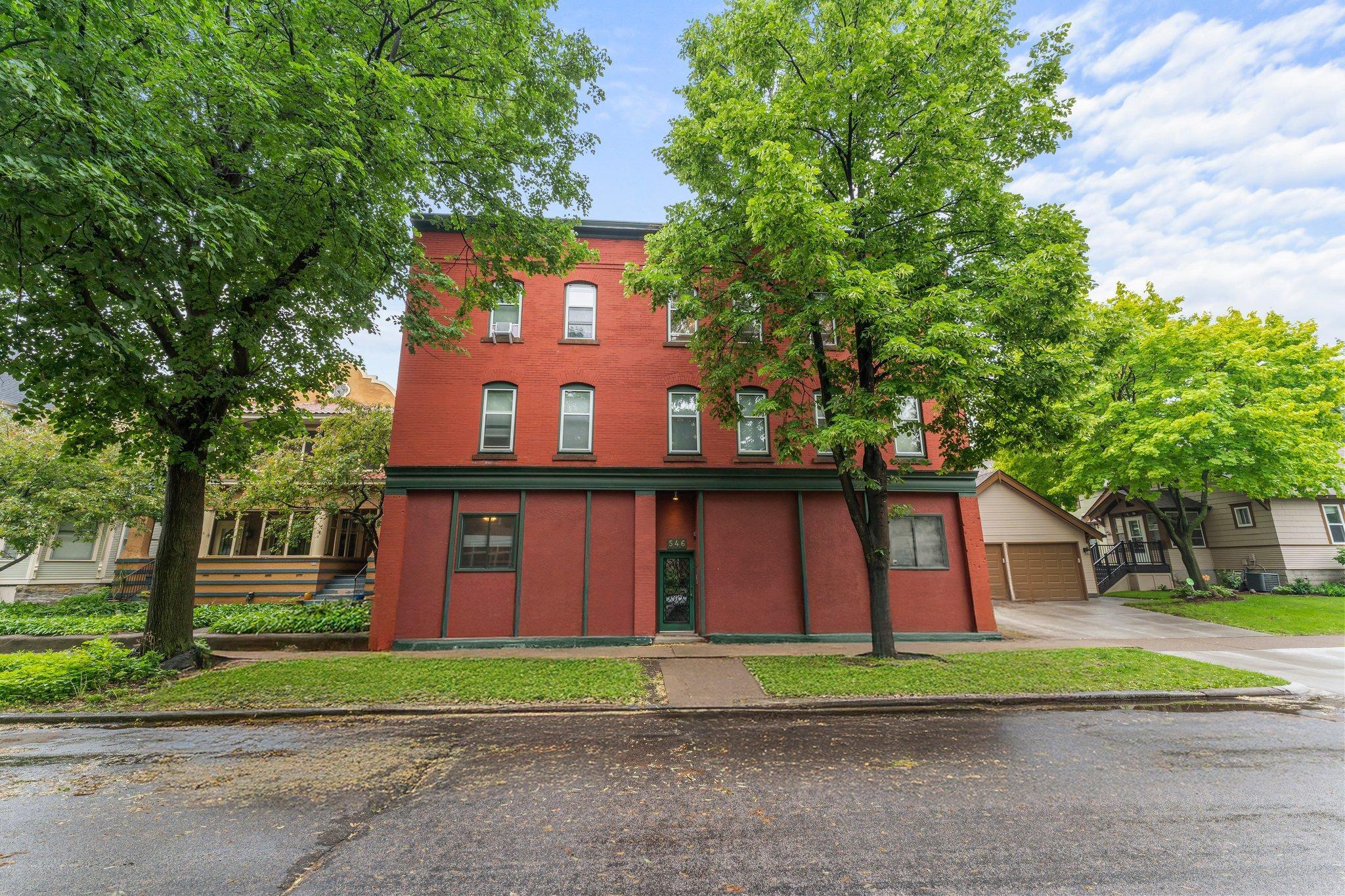 546 Laurel Avenue 6