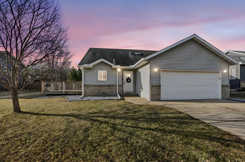 Photo of 1822 36th Street S, Saint Cloud, MN 56301 (MLS # 7045808)